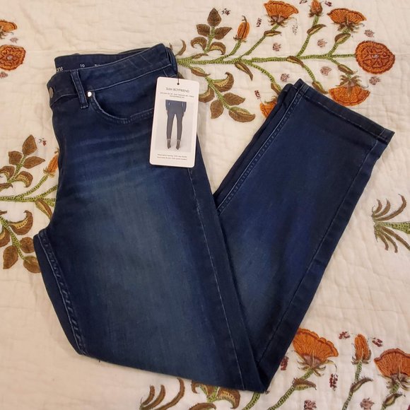 Calvin Klein Denim - NWT Calvin Klein Slim Boyfriend Jean, Sz 10